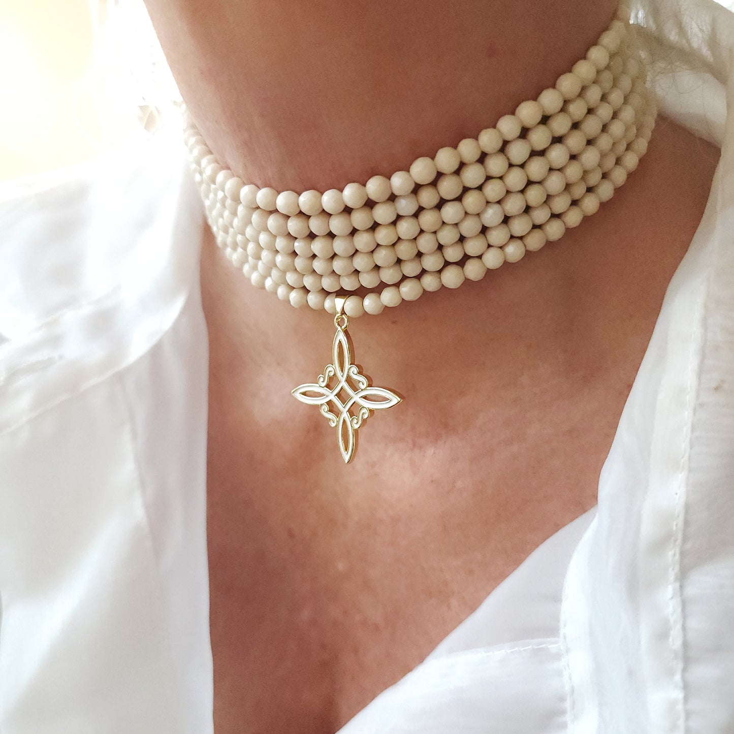 Favor Choker
