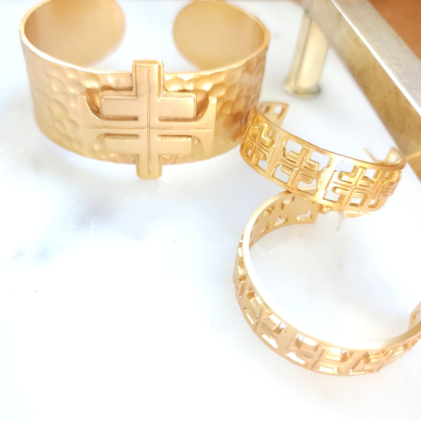 Anna Hoop Earrings