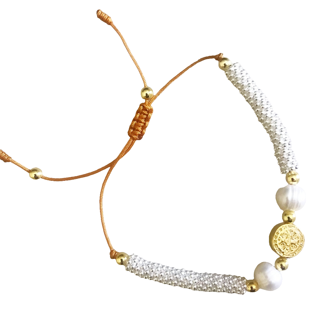 Believe ( string & bead ) Bracelet
