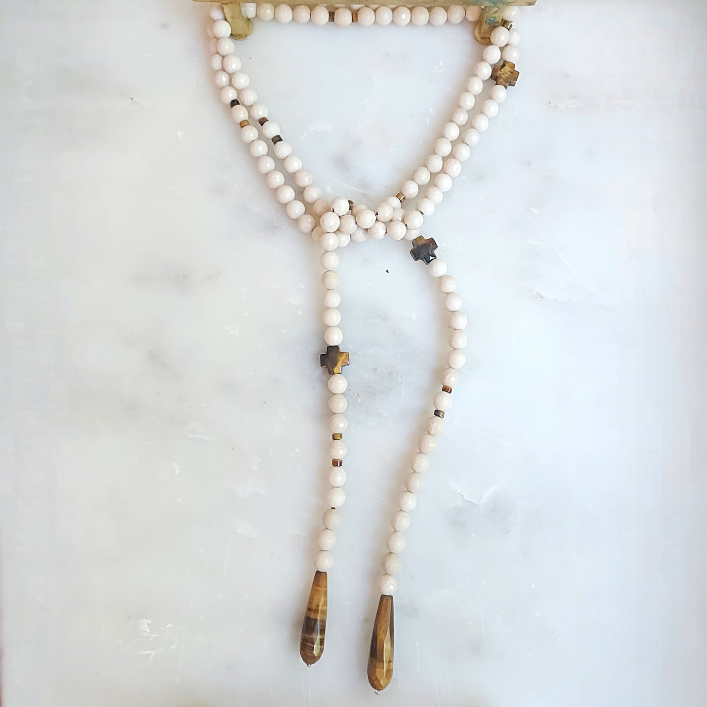 Divine Nature Lariat Cream