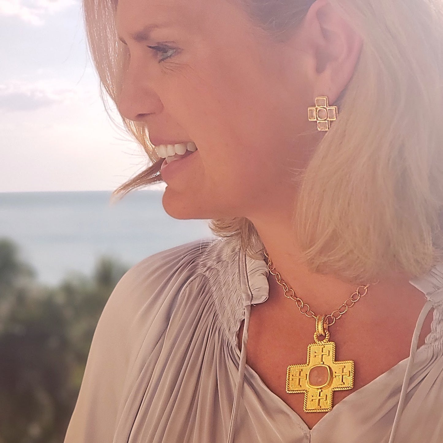 GOD HEALS post earrings