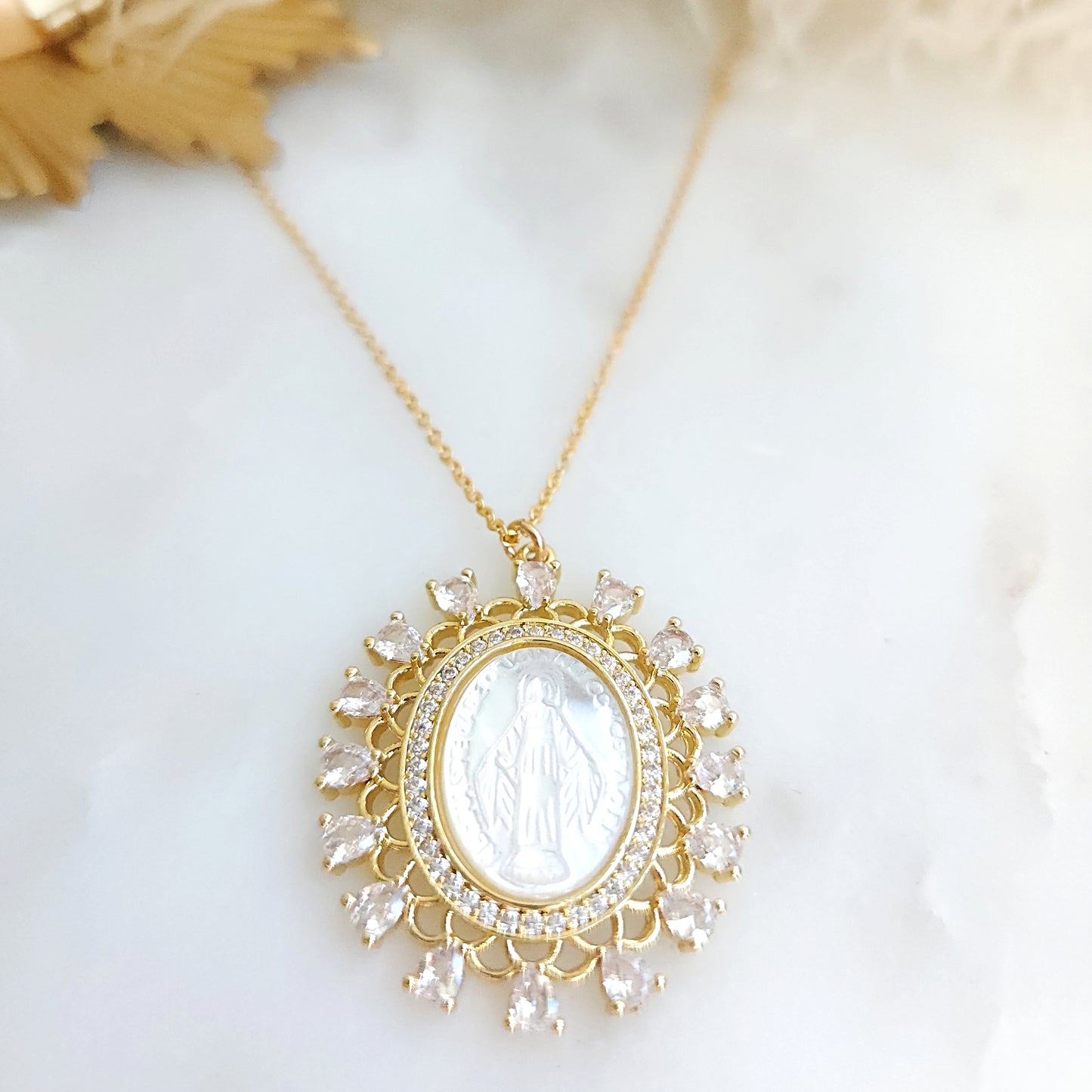 Unique-One Queen of Heaven (limited)