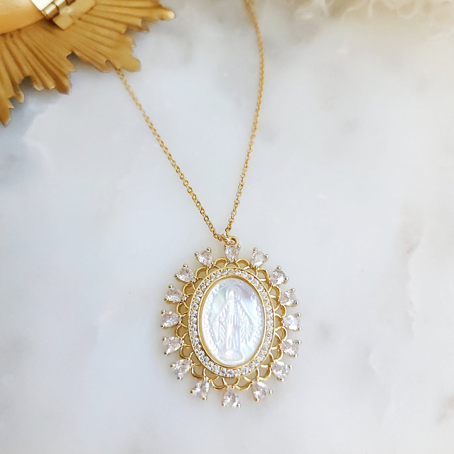 Unique-One Queen of Heaven (limited)