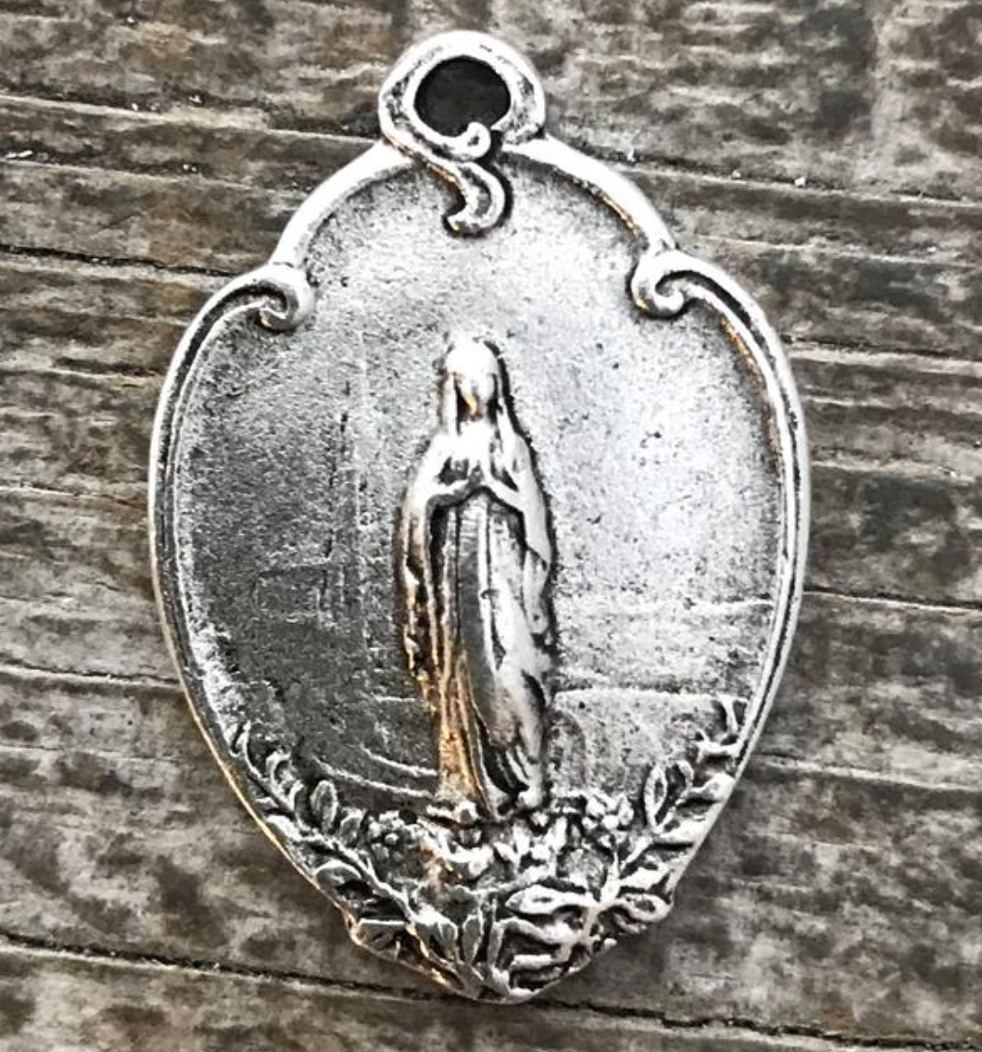 Mary's Spirit Pearl Bracelet