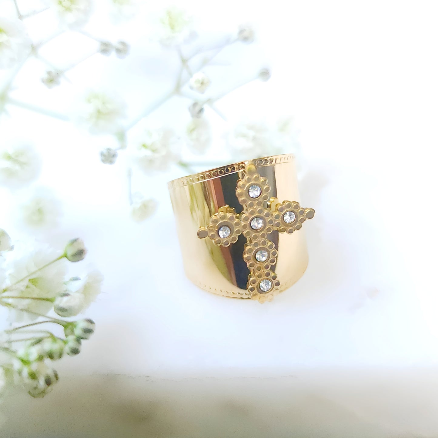 Shield Ring