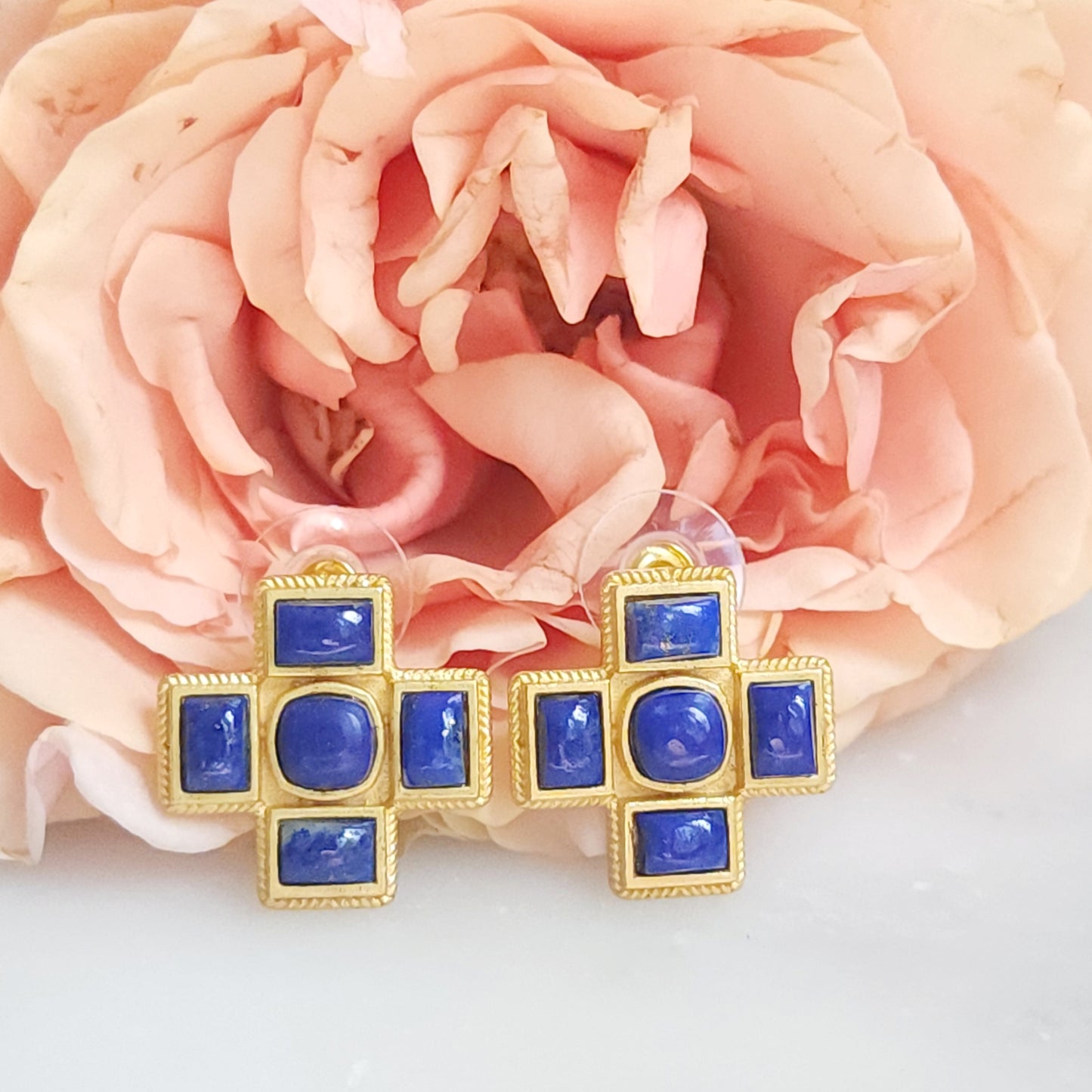 GOD HEALS post earrings (limited)