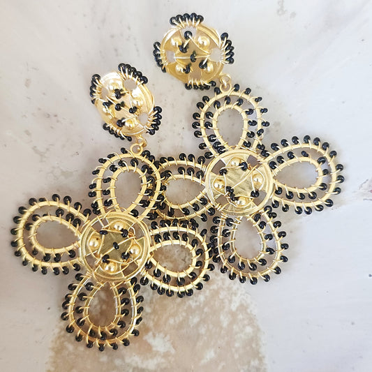 Splendor Earrings  (limited)