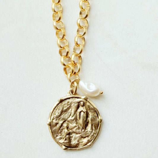 Lourdes Mary - Unique one (gold)