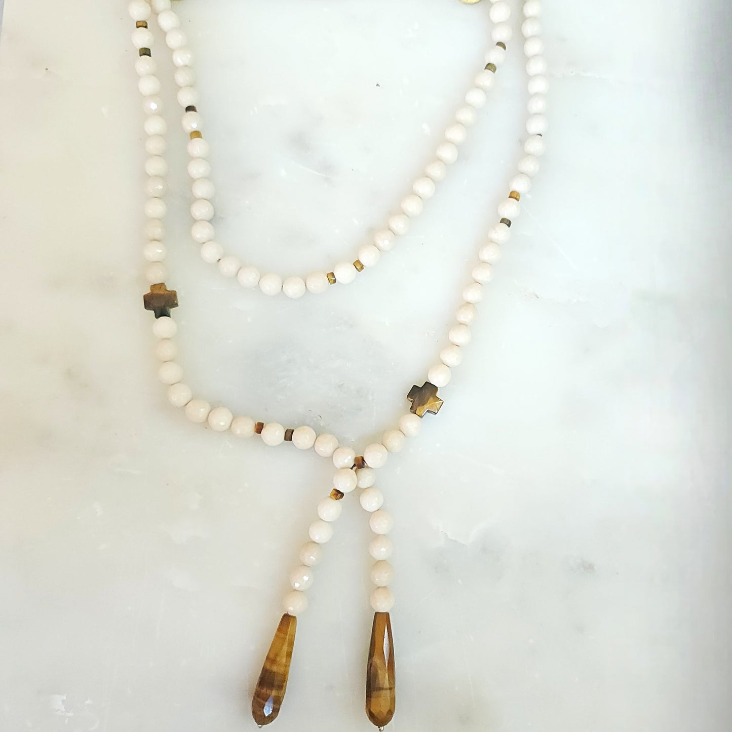 Divine Nature Lariat Cream