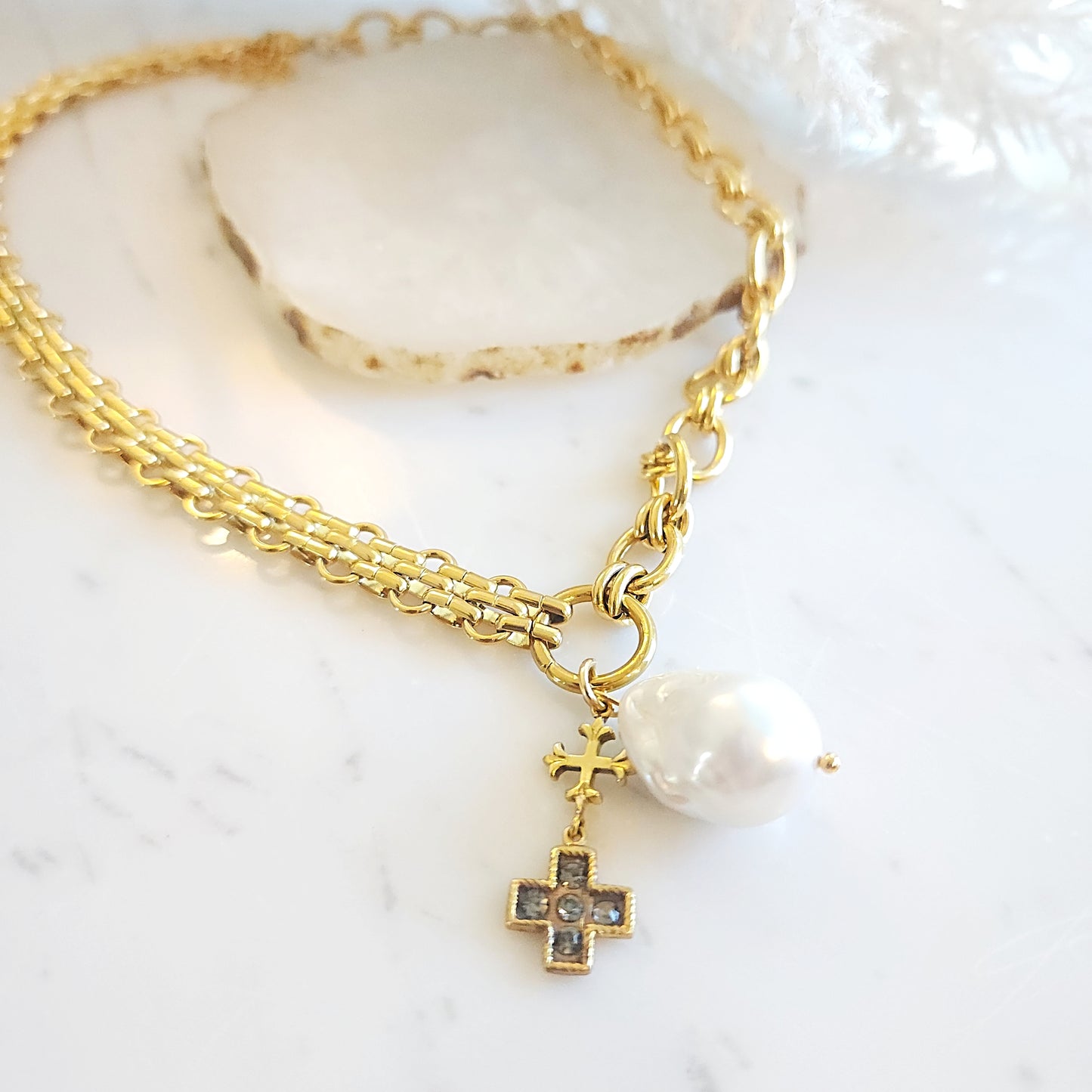 Shield Necklace Unique-one