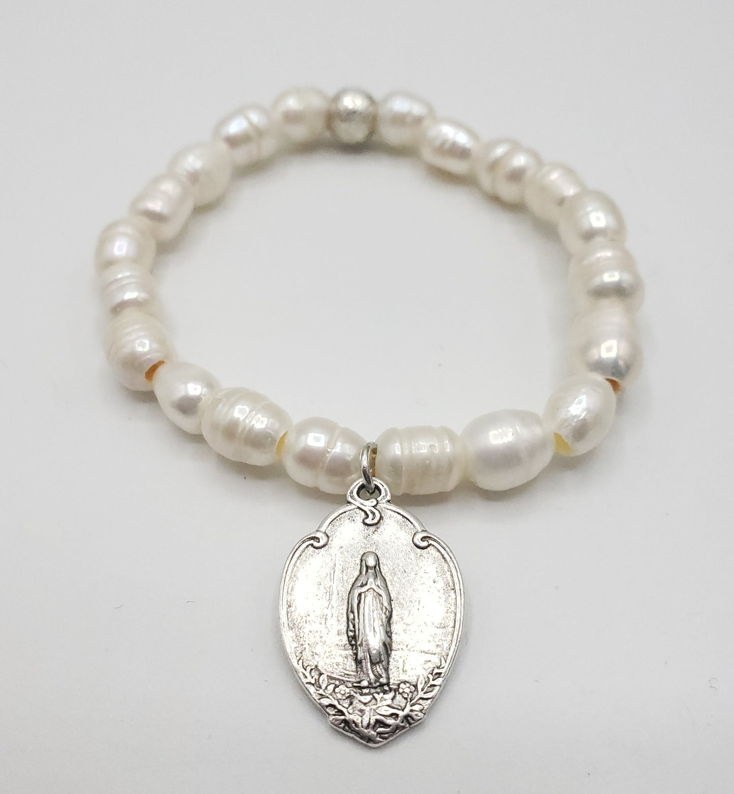 Mary's Spirit Pearl Bracelet