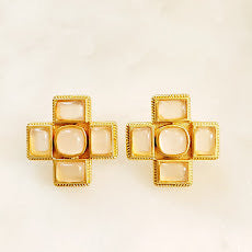 GOD HEALS post earrings